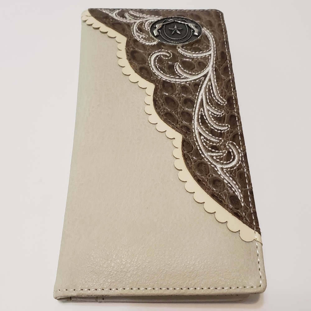 ACTION IMPORTS Tall Concho 2 Guns Wallet